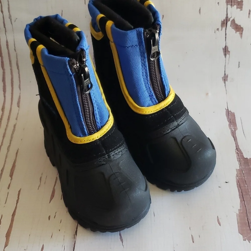 Itasca Snow Blue And Black Rain Snow Winter Toddler Boots Size 7